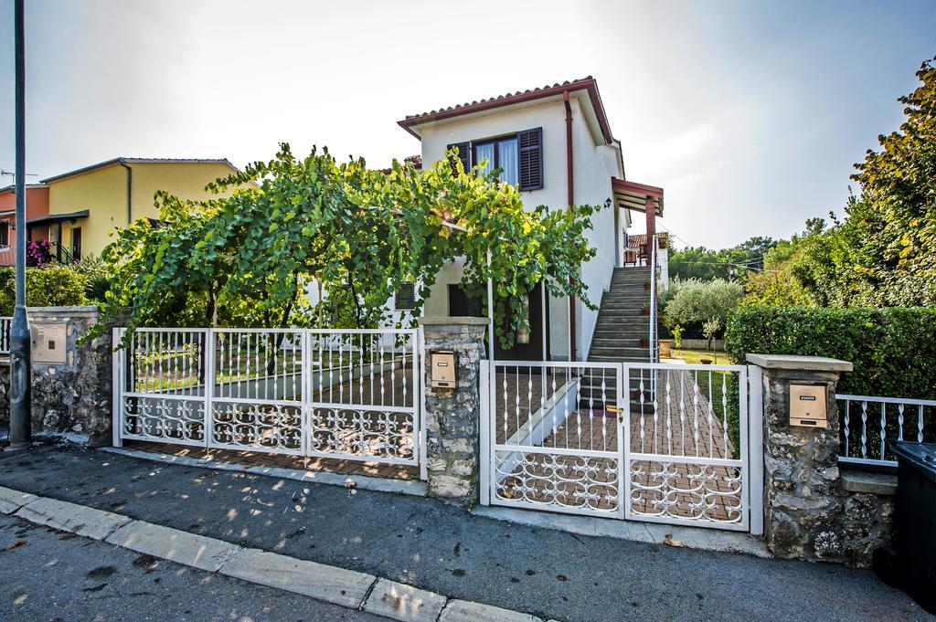 Apartments Carmelo Rovigno Esterno foto