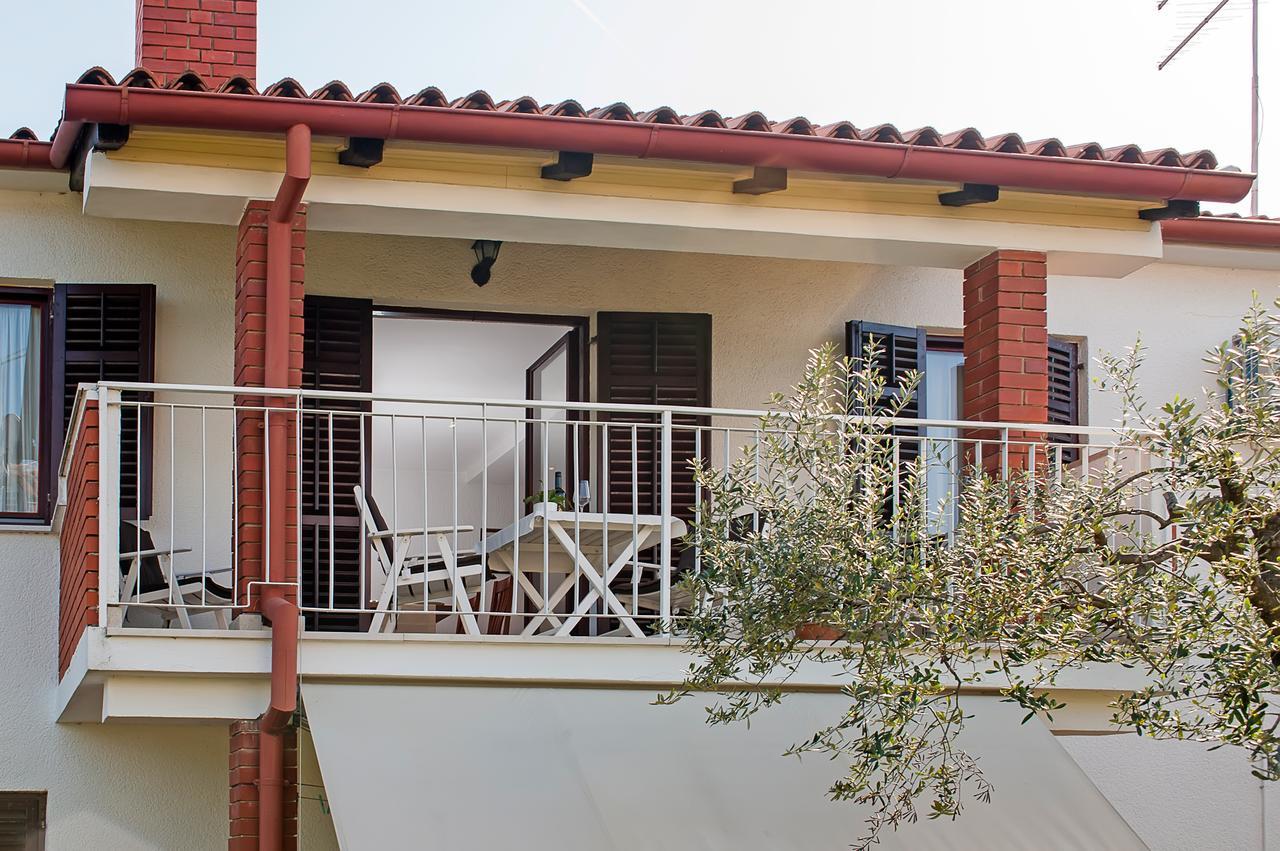 Apartments Carmelo Rovigno Esterno foto